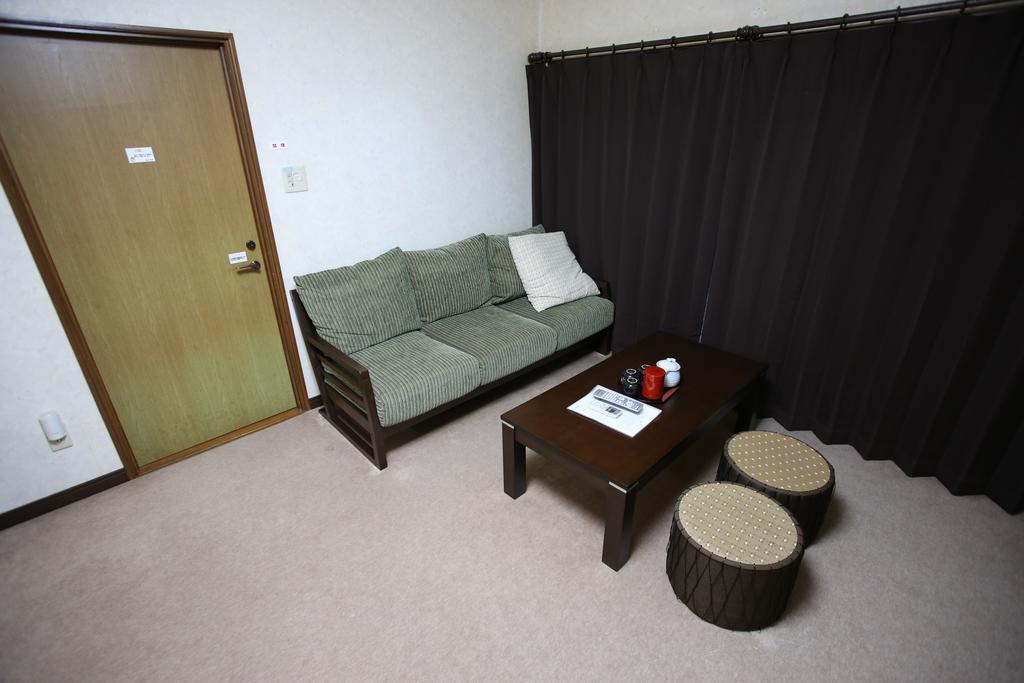 Hôtel Minshuku Tenhou à Takachiho Extérieur photo