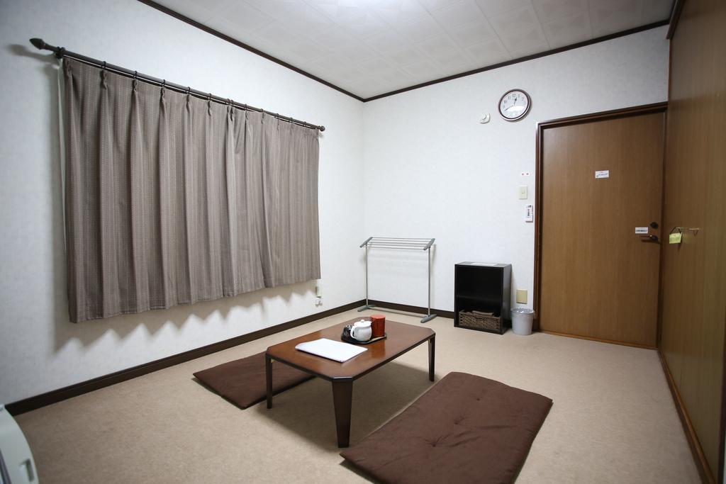 Hôtel Minshuku Tenhou à Takachiho Extérieur photo
