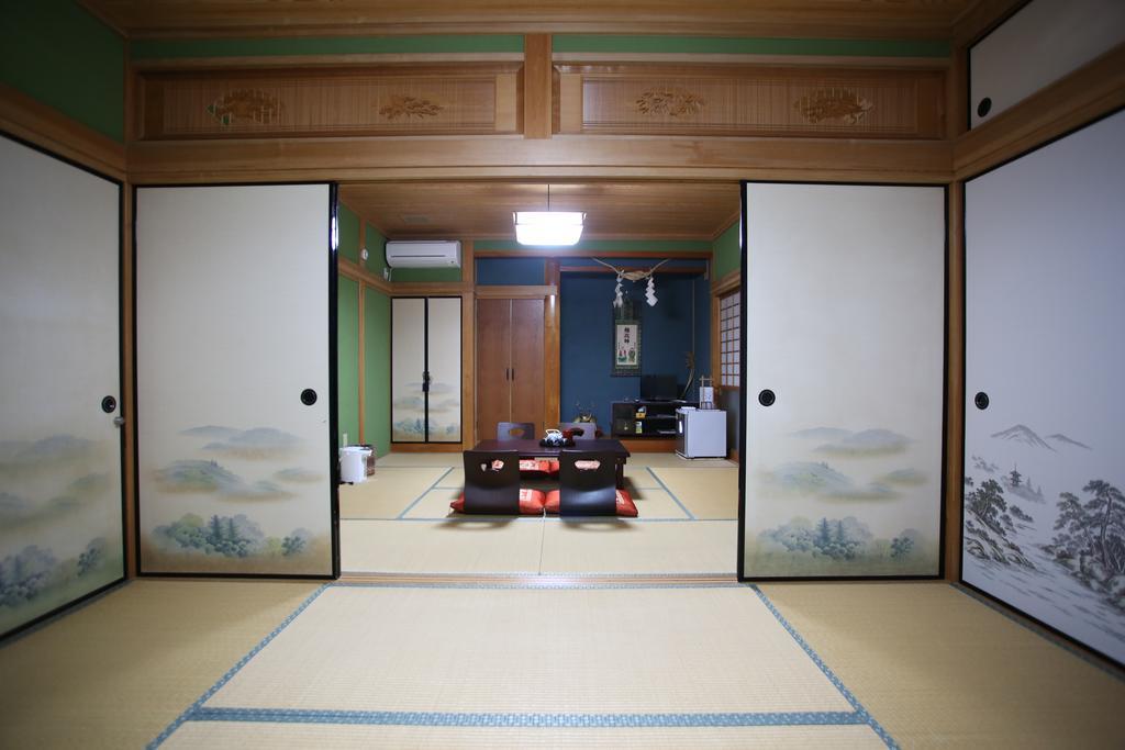 Hôtel Minshuku Tenhou à Takachiho Extérieur photo